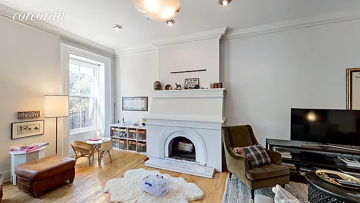 Rented by Corcoran | media 10