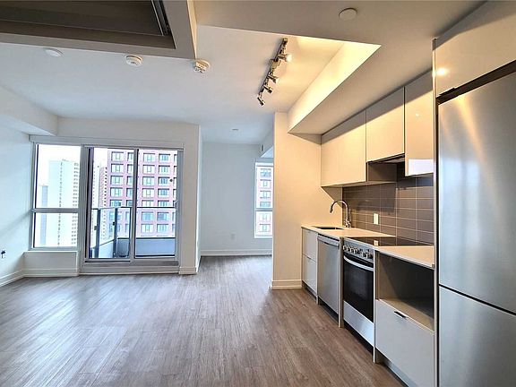 3rd image of 395 Bloor St E Suite 1501