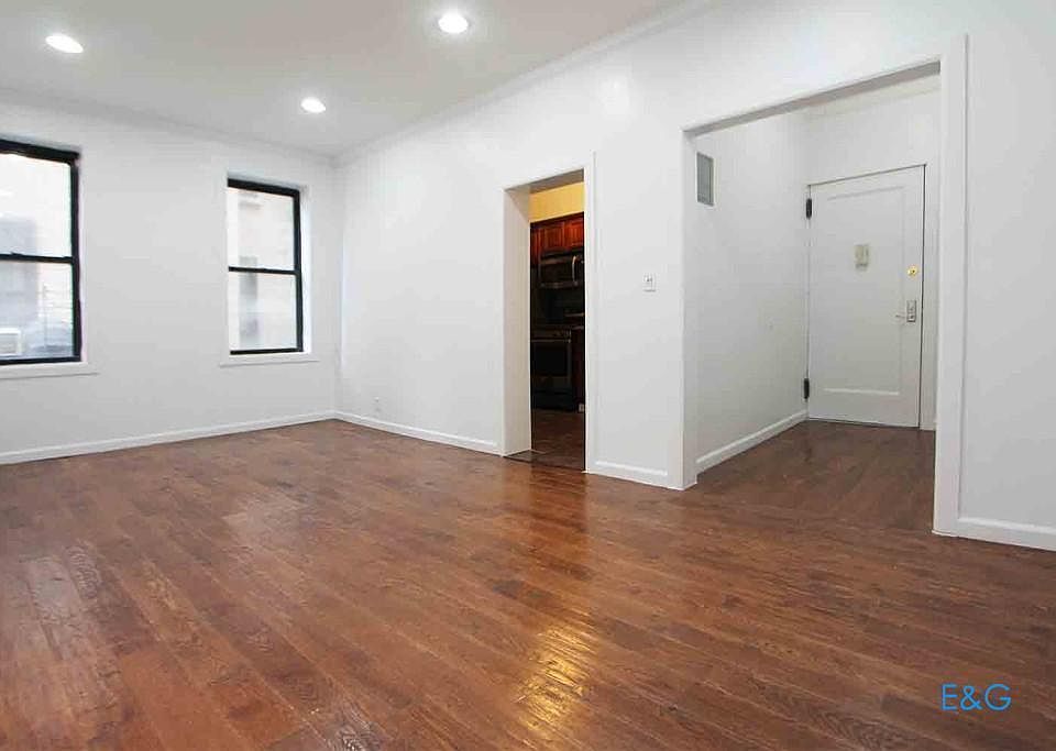 1st image of 1 Bennett Ave APT 21
