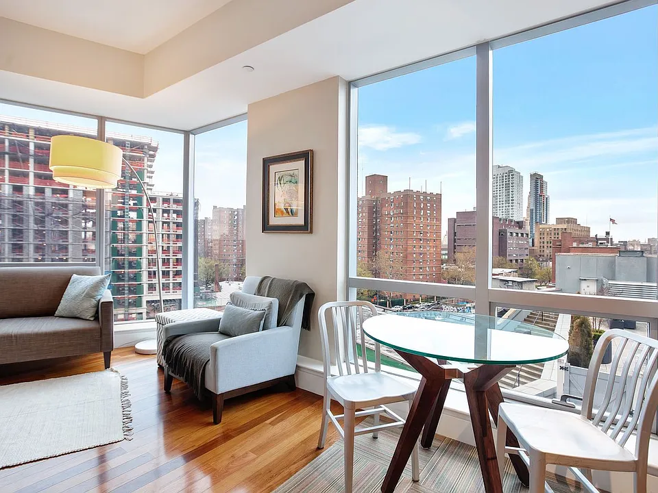 150 Myrtle Ave #907