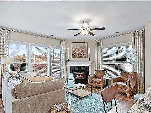 4th image of 1341 Elderwood Way