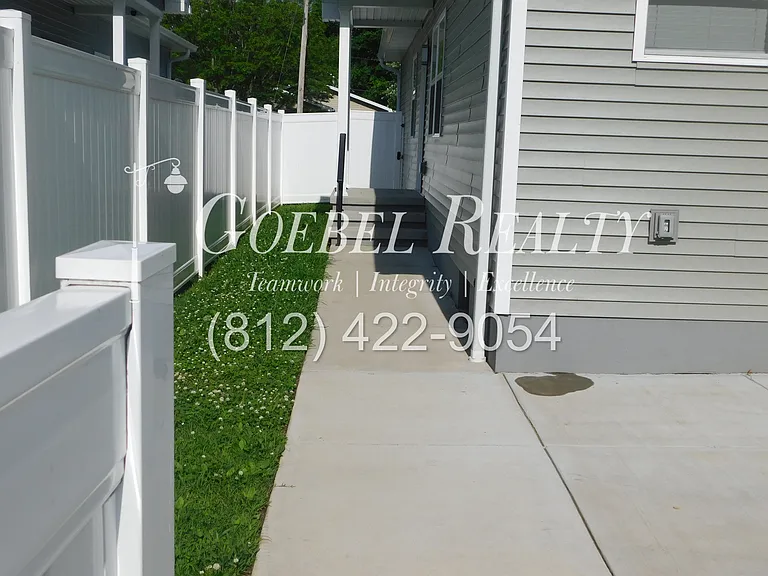 1211 Culver Dr #1 — Photo 24