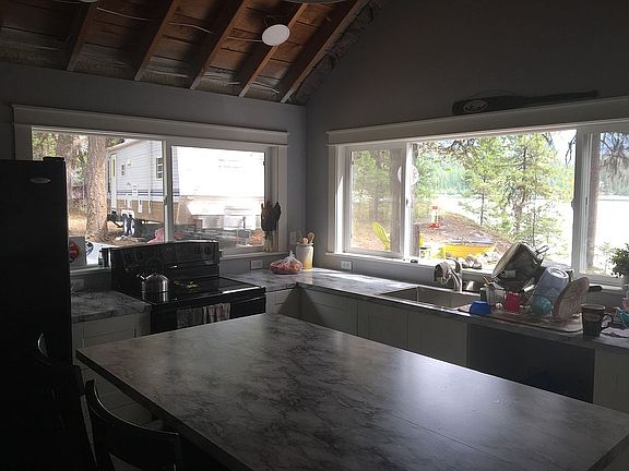 2nd image of 595 Lodgepole Dr