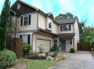 919 Fisher St #B, Houston, TX 77018