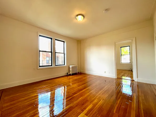 25-86 44th Street image 1 of 12