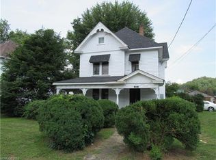 243 Catawba Ave, Old Fort, NC 28762