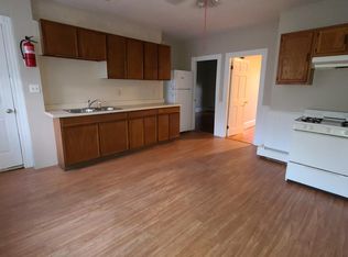 58 Roberts St #3F, Woonsocket, RI 02895