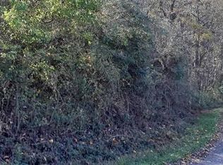 206 Oak Leaf Ln, Rutledge, TN 37861