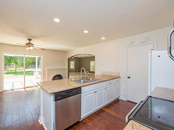 5th image of 2880 Cottonwood Ct