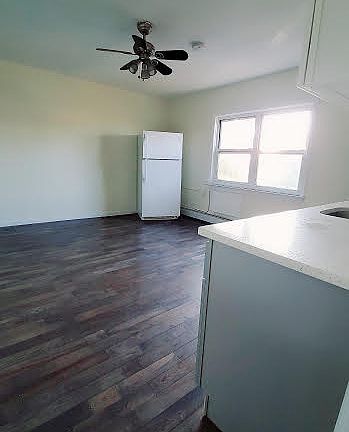 2nd image of 5021 67th St Floor 2