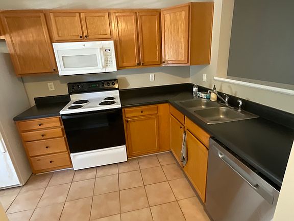 5th image of 12320 Bluestem Ln