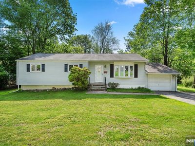 630 Woodland Ave, Northvale, NJ, 07647