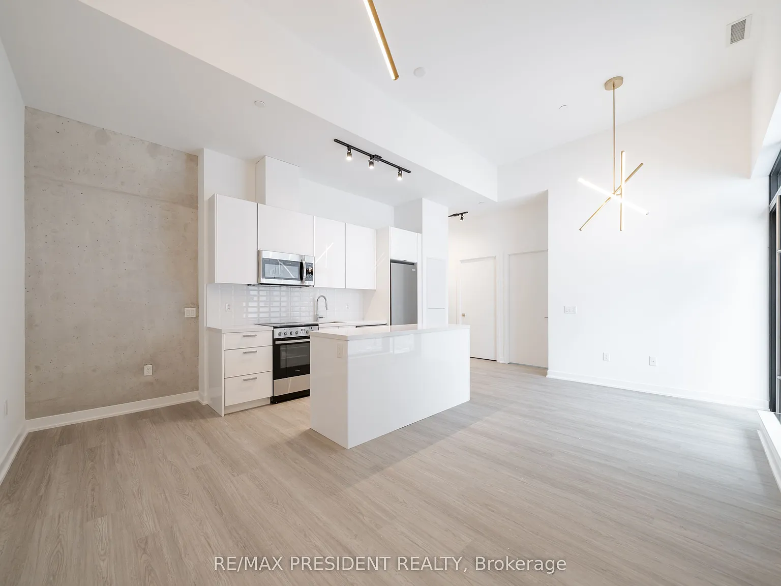 2 bed, $4,495 — Photo 2