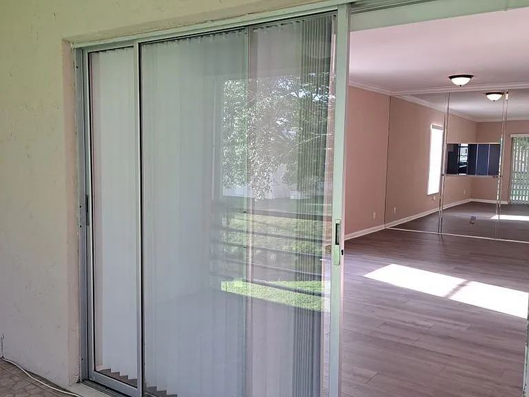 2929 Zorno Way #207 — Photo 5
