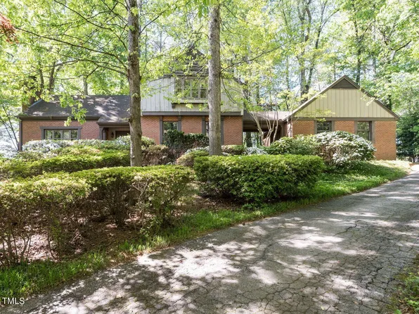 106 Dumbarton Ct, Cary, NC 27511