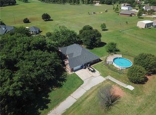 917 Summer Oaks Dr, Blanchard, OK 73010