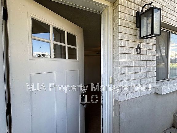 3rd image of 1428 W 300 N APT 6