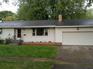 1044 Sherwood Rd, Muskegon, MI 49441