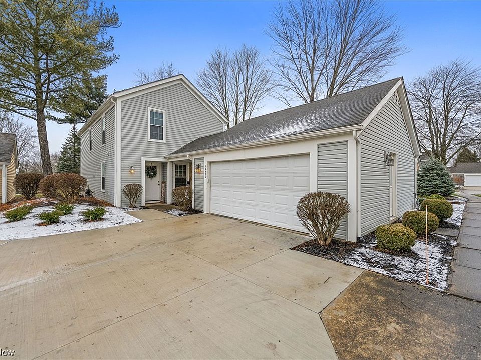1st image of 16480 Weymouth Ln