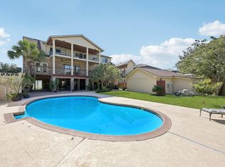 2007 Port Royal Dr, Houston, TX 77058