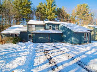 122 Thimbleberry Rd, Malta, NY 12020