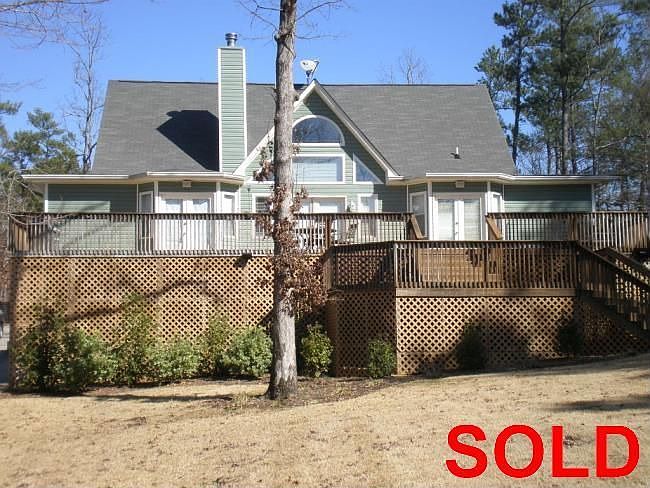2nd image of 744 Nichols Ct