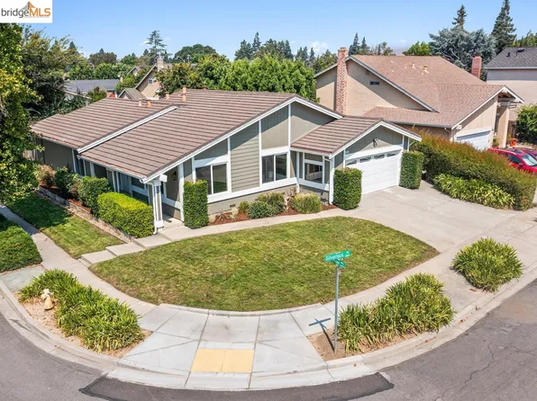 3787 Silverlock Rd, Fremont, CA 94555