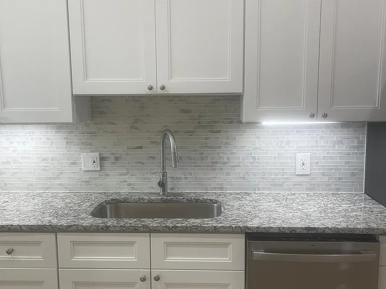 115 S Linwood Ave — Photo 5