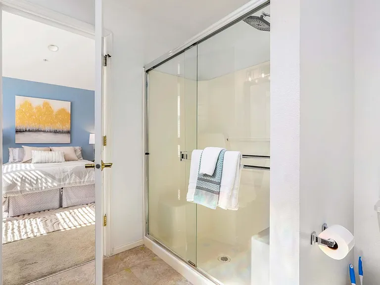 13000 Admiralty Way #G101 — Photo 22