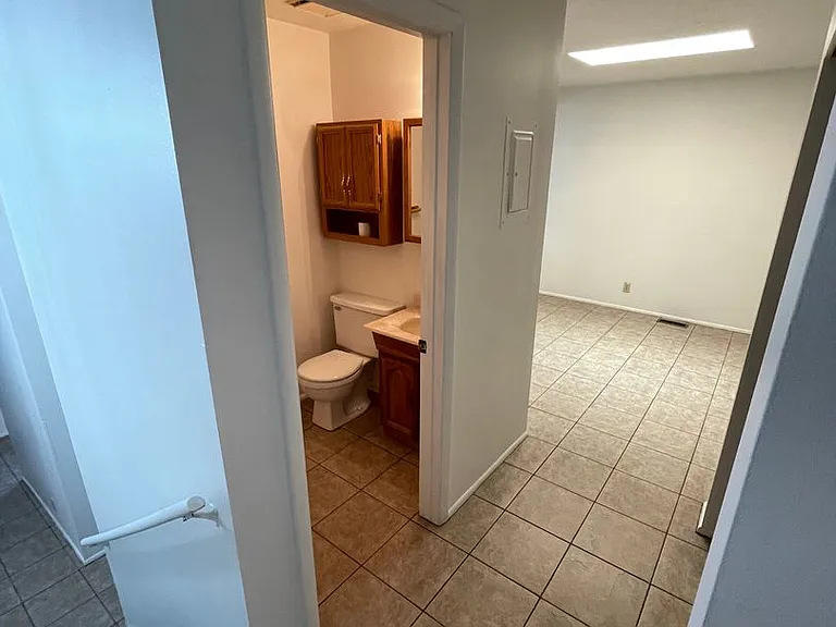 1893 E Jeremy Ct — Photo 12