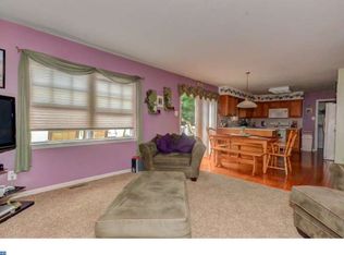 648 Surrey Rd, Sewell, NJ 08080