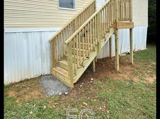 125 David Dr #4, Eden, NC 27288