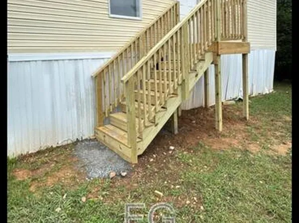 125 David Dr #4, Eden, NC 27288