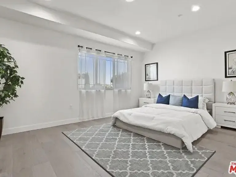 5019 Maplewood Ave #105 — Photo 17