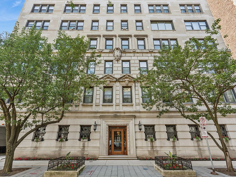 1st image of 2912 N Commonwealth Ave APT 7D
