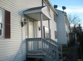 26 Canterbury Arms, New Milford, CT 06776