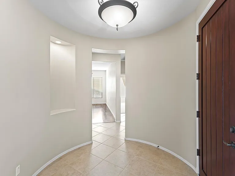 12911 W Rincon Dr — Photo 2