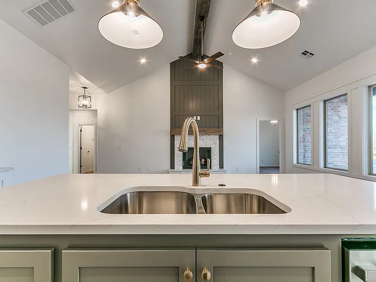 1901 Hollow Crest Ct — Photo 23