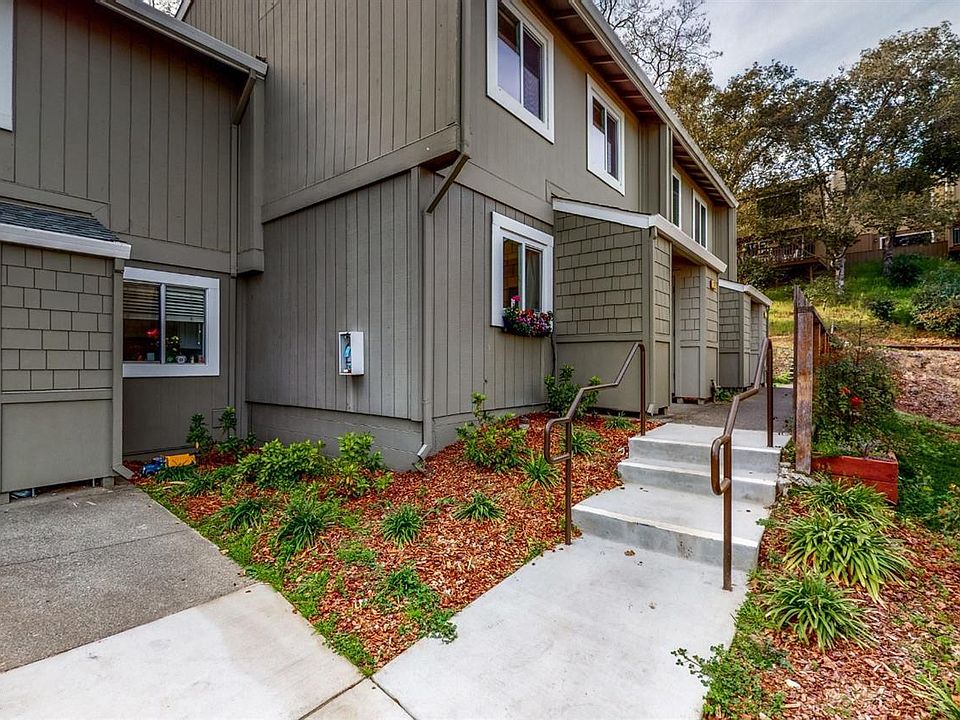 1st image of 1267 Valley Oak Ct APT E