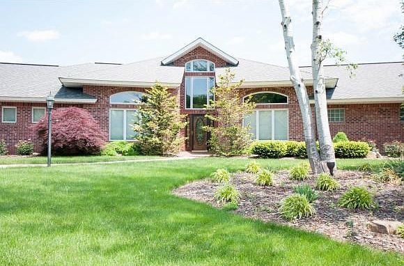 1st image of 104 Willshire Dr