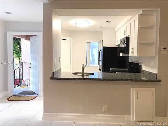 3rd image of 13902 SW 91st Ter #13902
