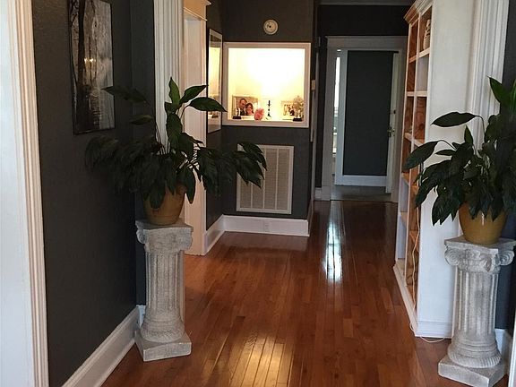 4th image of 814 Lincoln Ave
