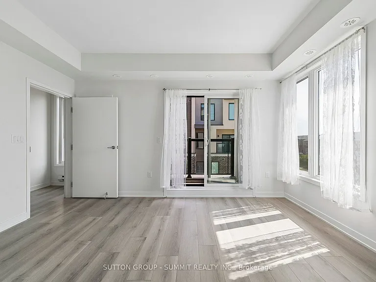 3556 Colonial Dr #16 — Photo 10
