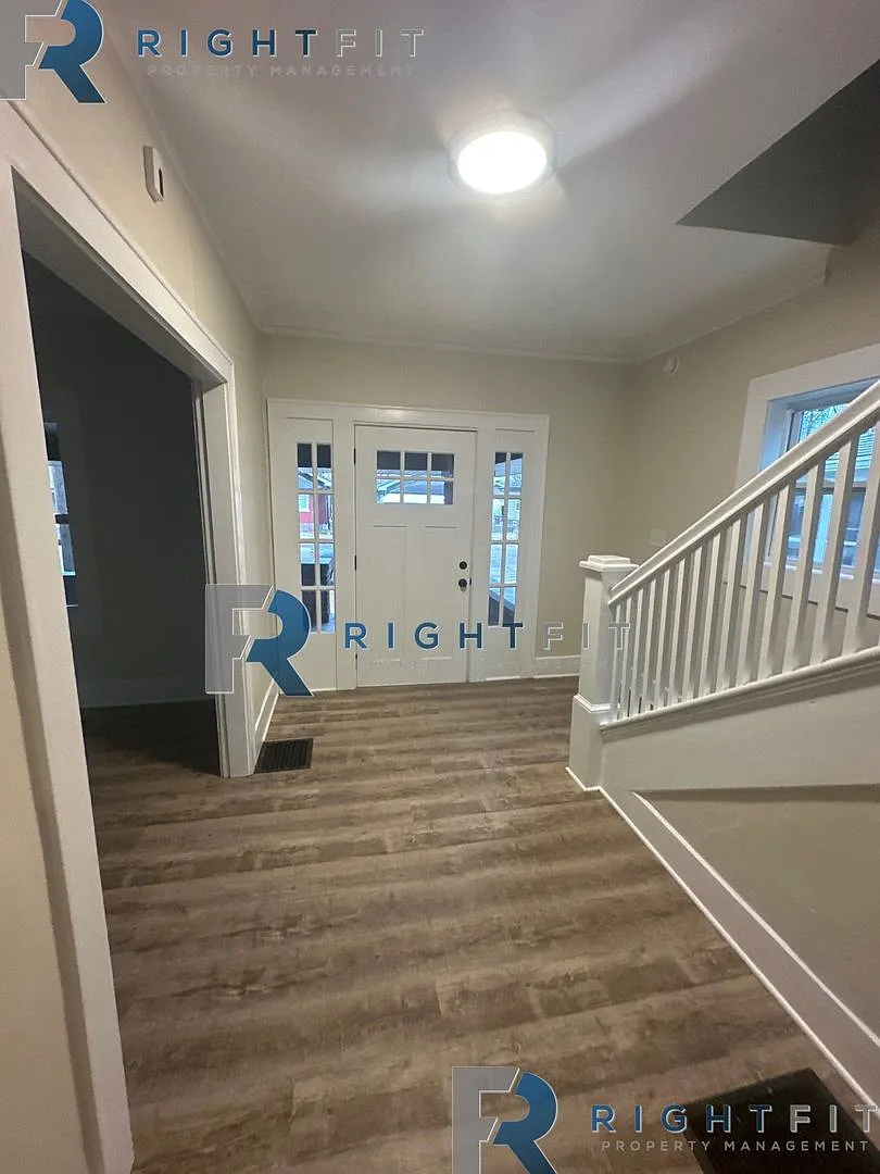 Newly Renovated Home in Indianapolis! — Photo 4