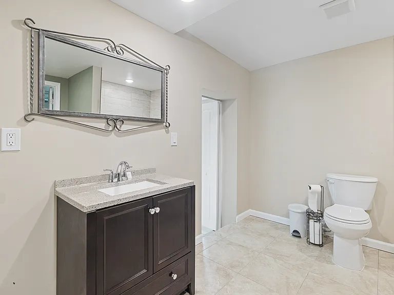 23094 Central Ave — Photo 16