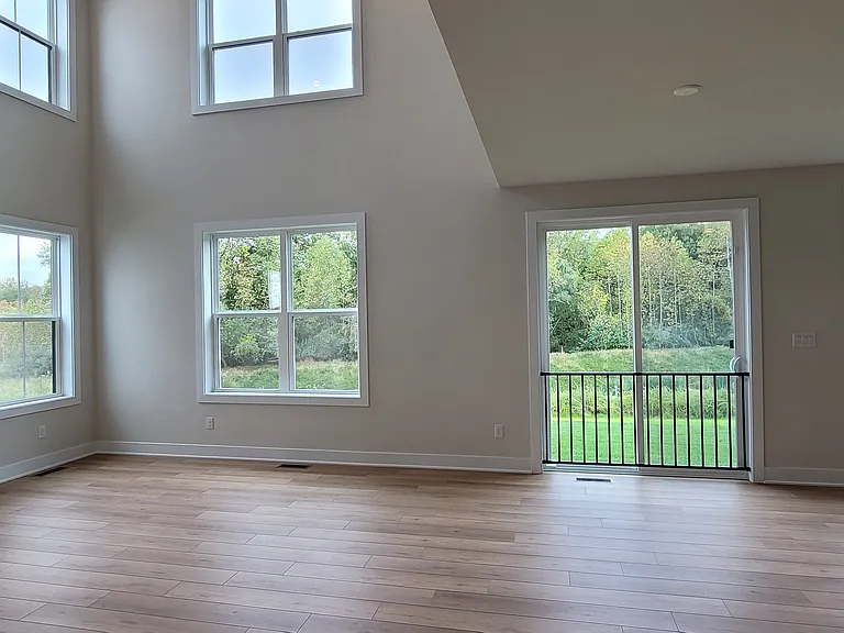 544 Anfield Rd #81 — Photo 3