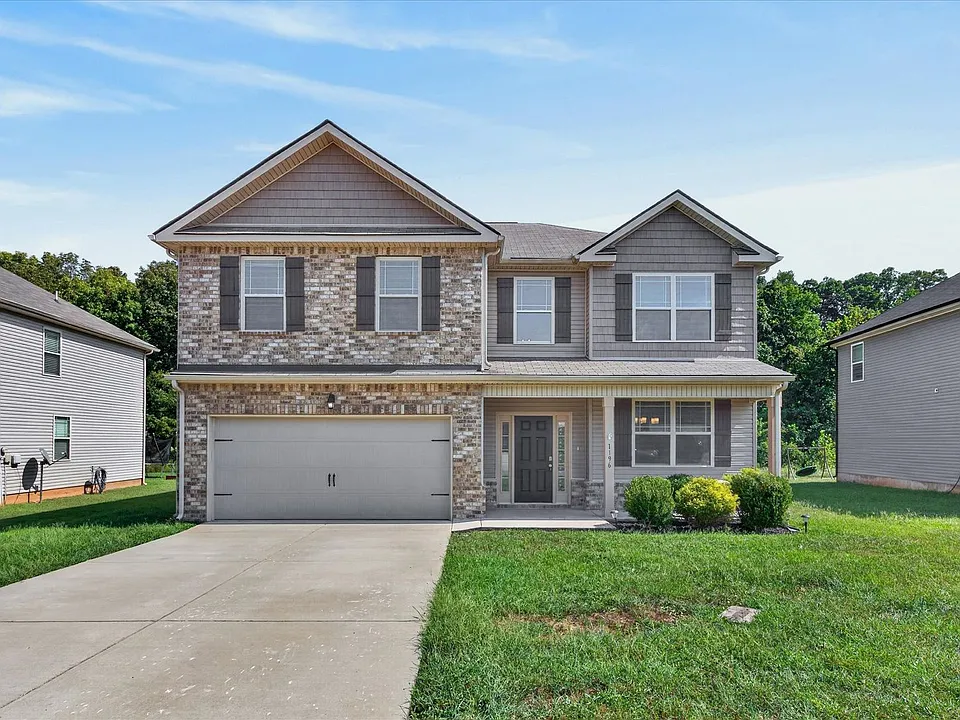 1196 Black Oak Cir