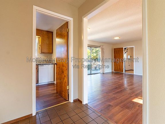 2nd image of 27045 Meadows Rd