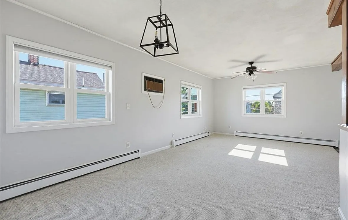 2 bed, 1163 sqft, $3,200 — Photo 3