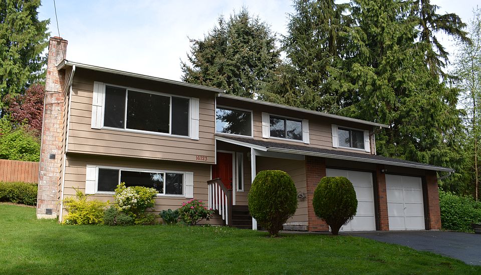 1st image of 16723 Corliss Pl N